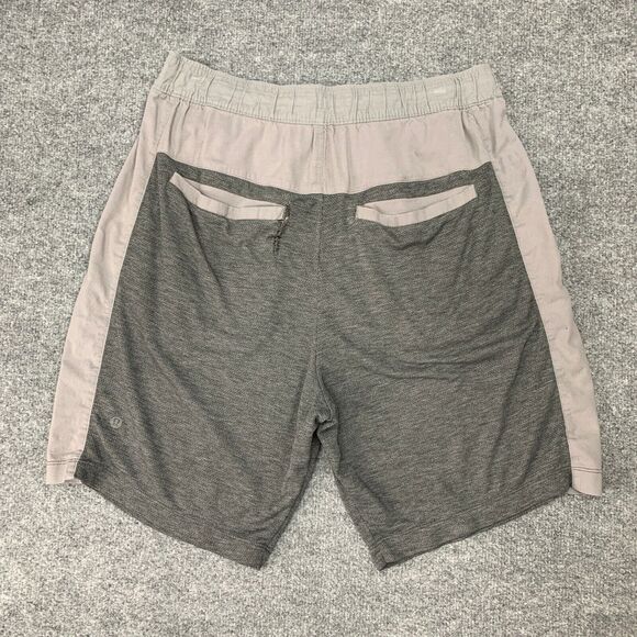 Lululemon Shorts Men L Large Ash Graphite Elastic Waist Athleisure Comfort *READ - Picture 5 of 11